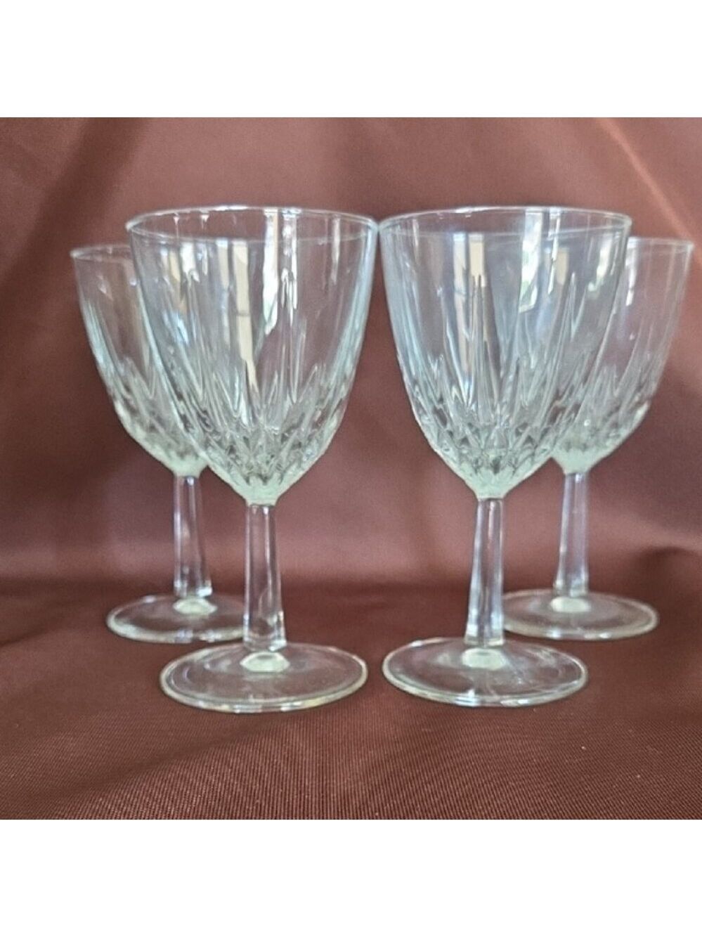 Luminarc Crystal Wine Glasses - Set of 4